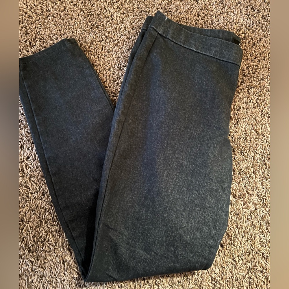 Womens express jeggings (x2)
